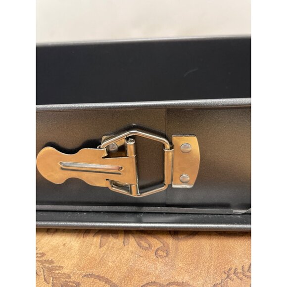 Nonstick Steel Loaf Pan With Detachable Bottom & Locking Side Clip - Picture 2 of 10